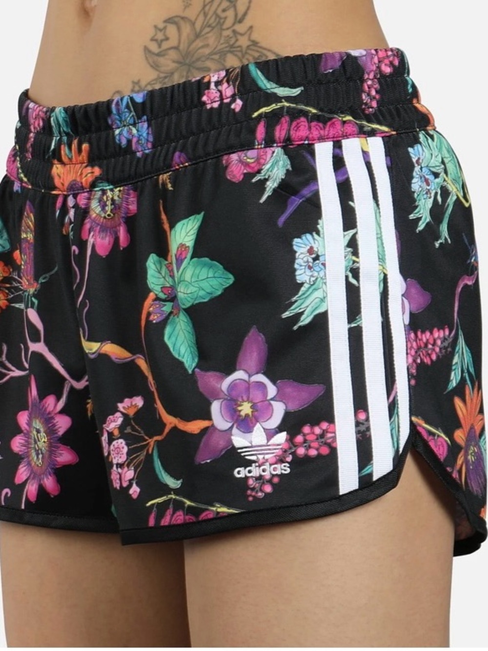 Short Short Bundle Lululemon & Adidas - Picture 3 of 14